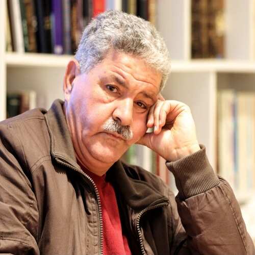 أبيض وأسود..