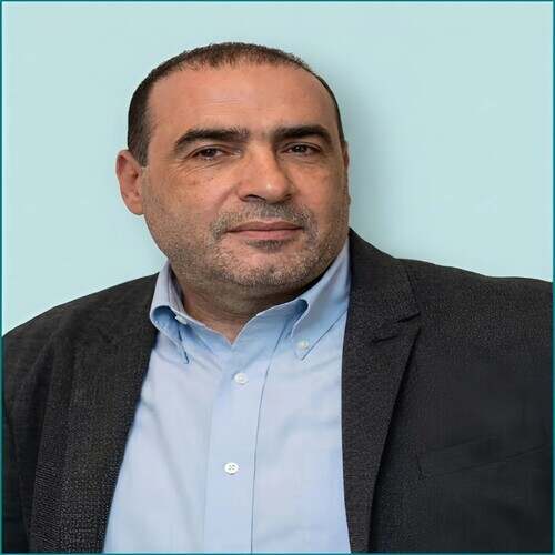 ديوان “أنثى السحَّر”: قصائد بطعم رائحة الحُبِّ وعبقِ الصيف